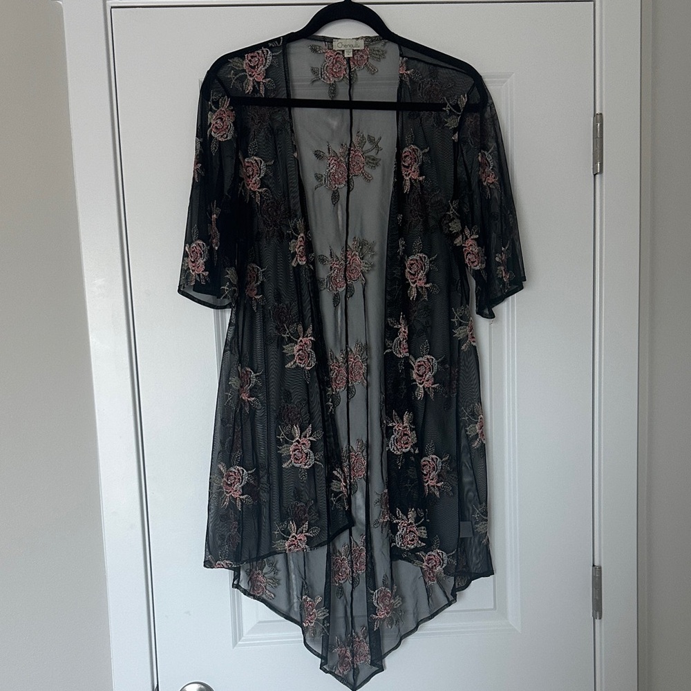 Chenault Black and Pink Floral Lace Robe